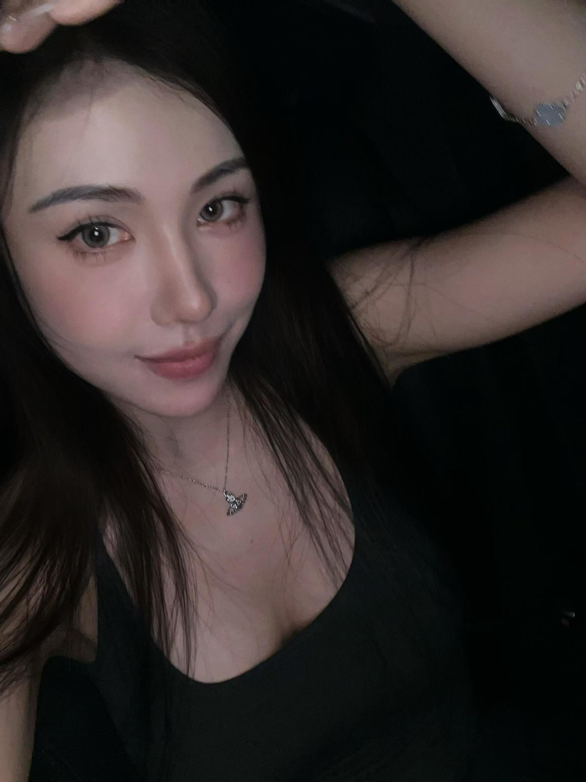 4bb48ee24dd07841240562356403c63.jpg