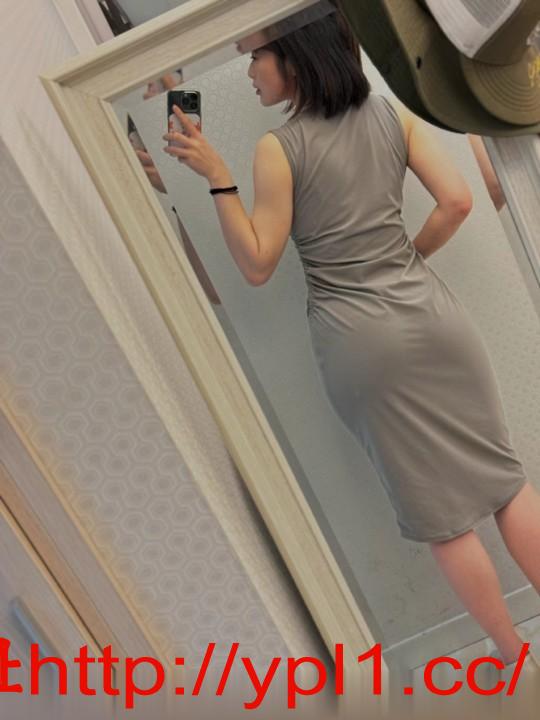 b97976c57772463aa476d2f562d856f9.jpg
