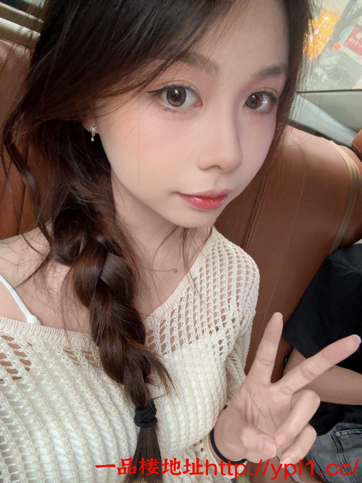 7669703F-D8E7-4A5E-8C9D-48B7BA52B9F8.jpeg