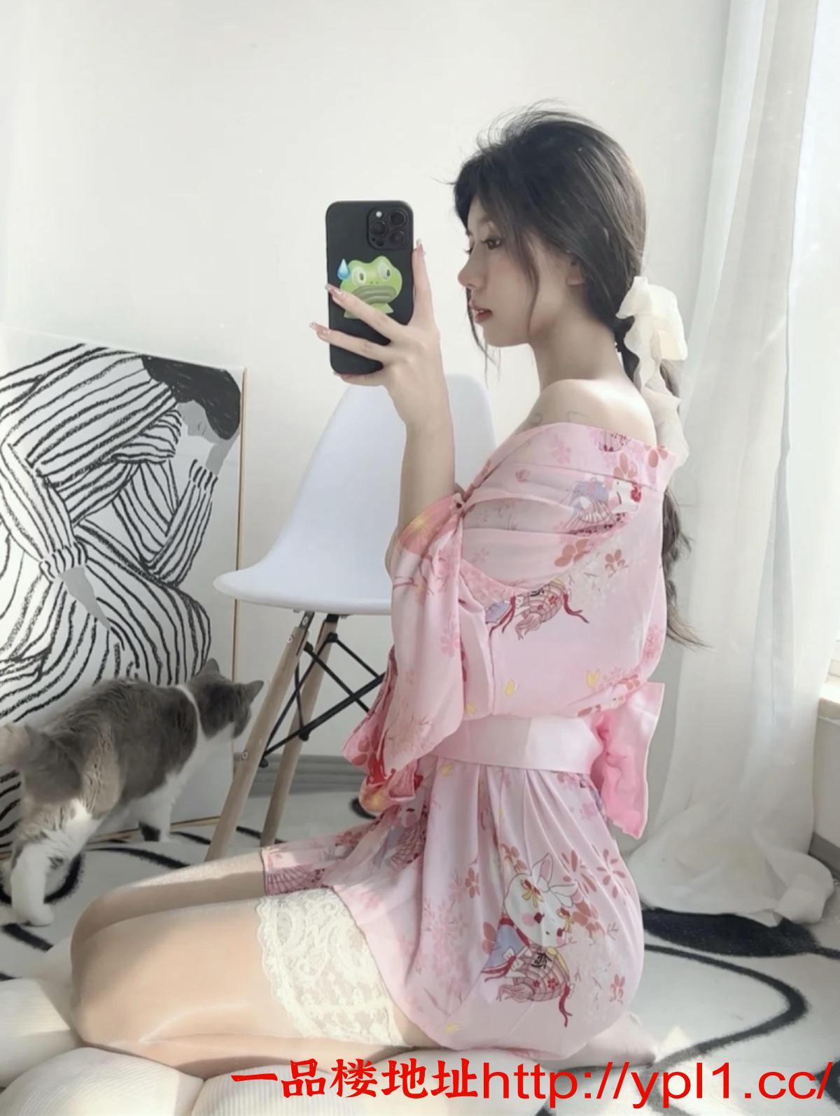 Z(2).jpeg